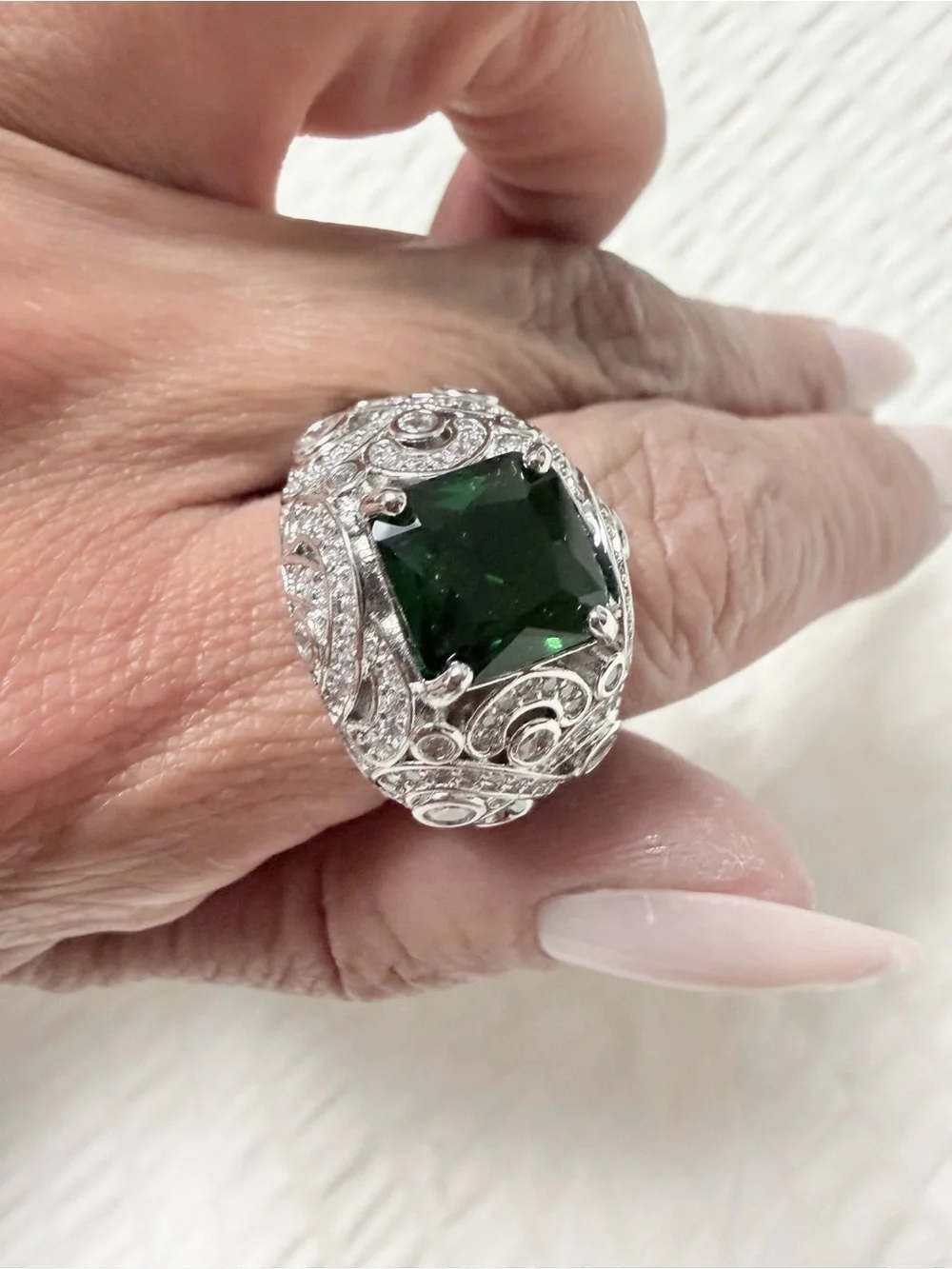 Vintage-Inspired Silver Ring with Deep Green Square Gem